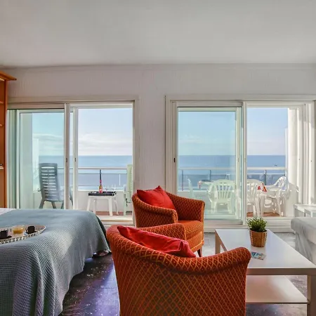 Apartment Le Sunset By Interhome Biarritz